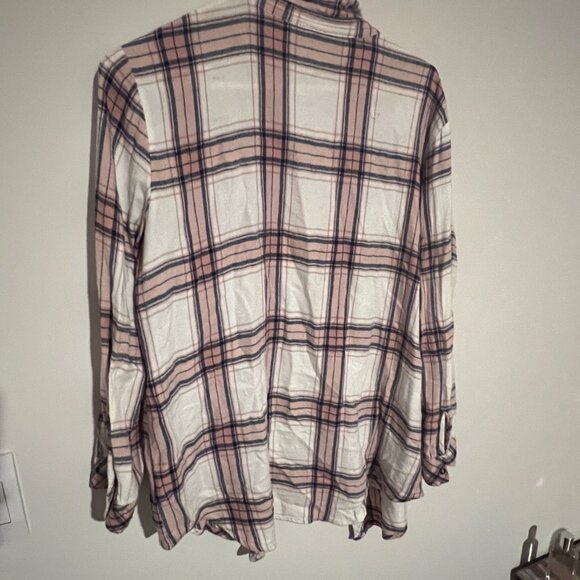 Hester & Orchard medium button down - Picture 7 of 7